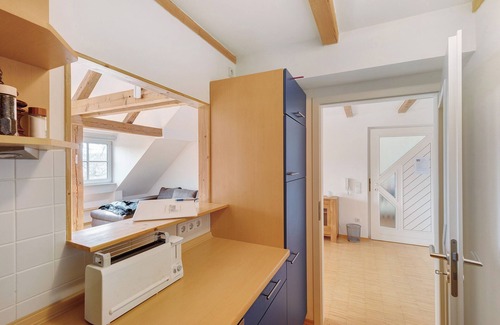 Mickhausen Apartment | Apartment 'Birkethof Romantik' with Shared Terrace, Private Garden and Wi-Fi