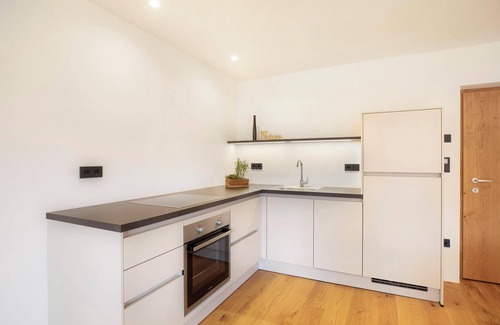 Kurtatsch an der Weinstraße Apartment | Apartment "Brantenhof Vinea" with Mountain View, Sauna and Wi-Fi