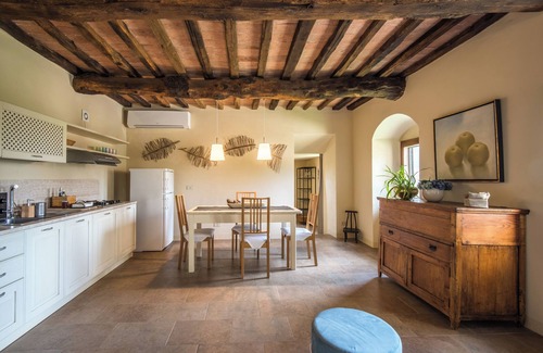La Cetina Apartment | Apartment 'Brotes Castagno' with Shared Pool, Wi-Fi and Air Conditioning