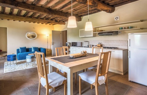 La Cetina Apartment | Apartment 'Brotes Castagno' with Shared Pool, Wi-Fi and Air Conditioning