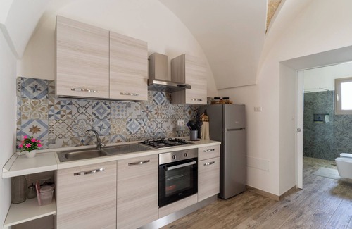 Acquarica del Capo Apartment | Apartment 'Casa Incanto' with Private Garden and Air Conditioning