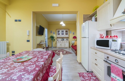 Augusta Apartment | Apartment 'Casa Da Flo' with Private Terrace, Wi-Fi and Air Conditioning