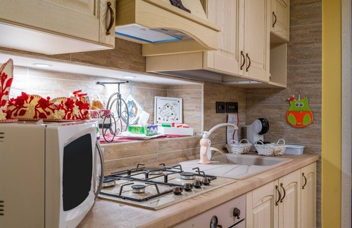 Augusta Apartment | Apartment 'Casa Da Flo' with Private Terrace, Wi-Fi and Air Conditioning