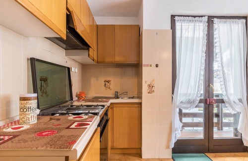 Baselga di Pine Apartment | Apartment 'Casa Ravanelli 2' with Mountain View and Balcony