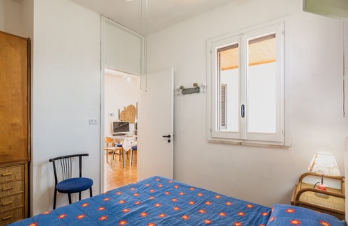Torre dell'Orso Apartment | Apartment 'Casa Dei Pini' with Private Terrace, Wi-Fi and Air Conditioning
