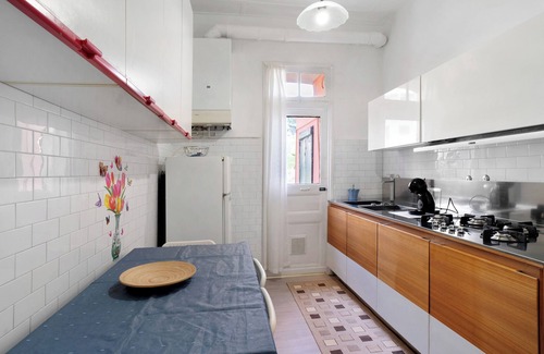Arma di Taggia Apartment | Apartment 'Casa Paolino 50 Metres from the Sea' with Balcony