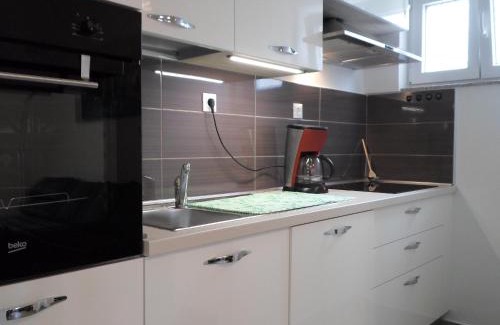 Njivice Apartment | Apartment Center Njivice