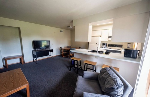 Plymouth Apartment | Apartment Centrally Located