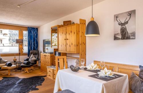Champfer Apartment | Apartment Chesa Corvatsch 211 - Champfer by Interhome