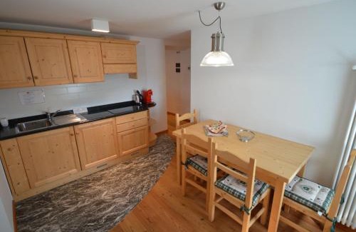 Raveo Apartment | Apartment Cjase Fravins-4 by Interhome