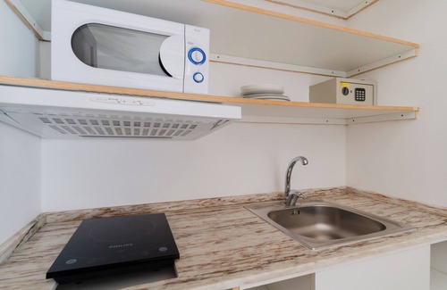 Tuglie Apartment | Apartment 'Classic Dépendance - Angolo Cottura' with Shared Pool, Wi-Fi and Air Conditioning