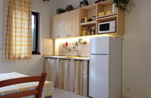 Stazzo Apartment | Apartment-close to Taormina, Etna, Catania, kitchen, parking, wifi,