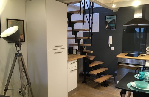 Tarbes Apartment | Apartment-Club-Whirlpool bath-Terrace