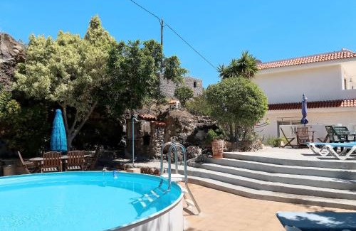 Las Cuevecitas Apartment | Apartment Cuevecitas-2 by Interhome
