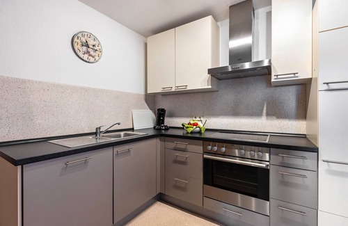 Hilzingen Apartment | Apartment 'D G Mit Balkon' with Balcony and Wi-Fi
