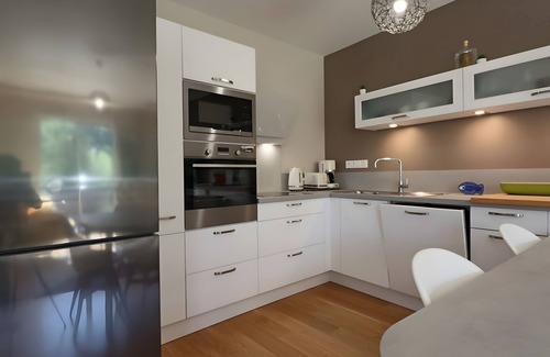 Mont-Dore Apartment | Apartment 'D5 - La Montille' with Mountain View and Wi-Fi