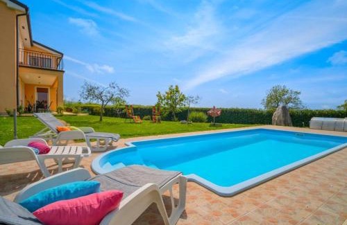 Kapelica Apartment | Apartment Daria with Private Pool