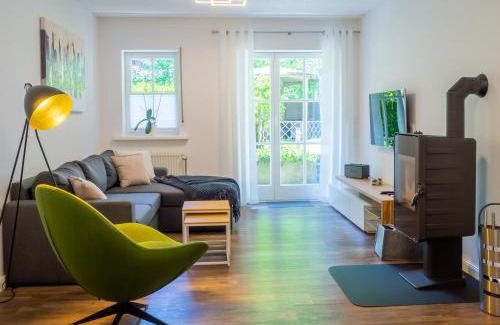 Olpe Apartment | Apartment DaVinci - Sauna, Kamin, Garten, E-Bikes