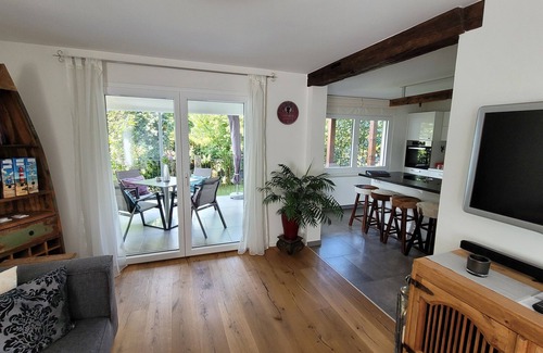Haslach im Kinzigtal Apartment | Apartment 'Schwarzwald-Traum' with Mountain View, Private Terrace and Wi-Fi