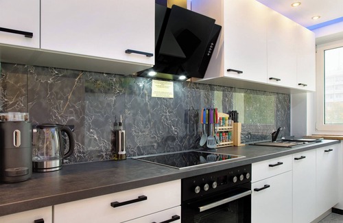 Neuburg Apartment | Apartment 'Neuburg 3 - New' with Balcony and Wi-Fi