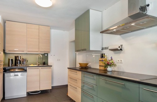 Werben Apartment | Apartment 'Der Flusshof, Scheunenwohnung' with Shared Terrace, Shared Garden and Wi-Fi