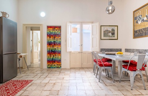 Maruggio Apartment | Apartment 'Donna Cesarina - Maison De Charme' with Private Terrace, Wi-Fi and Air Conditioning