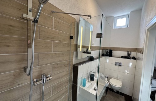 Koetz Apartment | Apartment 'Dreams Unterkunft' with Wi-Fi and Air Conditioning