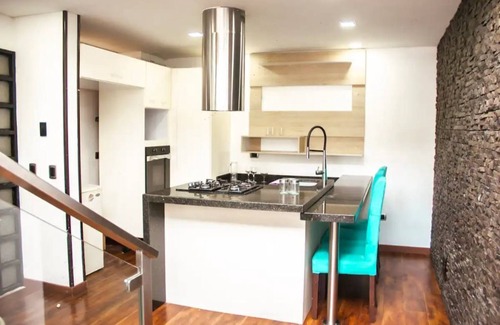 Quinta Paredes Apartment | Apartment duplex corferias American embassy