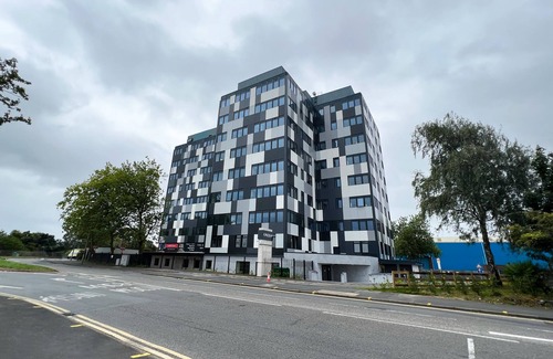 West Bromwich Apartment | Apartment-Economy-City view