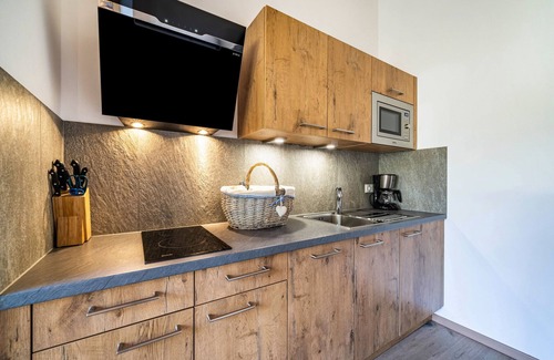 Verano Apartment | Apartment "Eggerhof Suite" with Mountain View, Lake Access & Wi-Fi