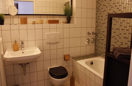 Zentrum-Sued Apartment | Apartment-Ensuite with Bath-City view