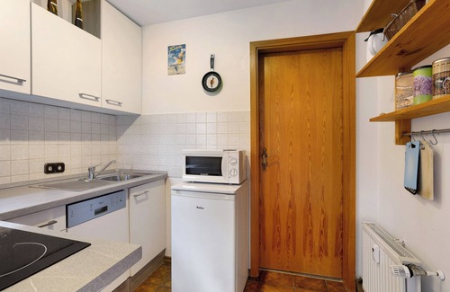 Eimelrod Apartment | Apartment 'Faustmann' with Mountain View, Shared Terrace and Wi-Fi