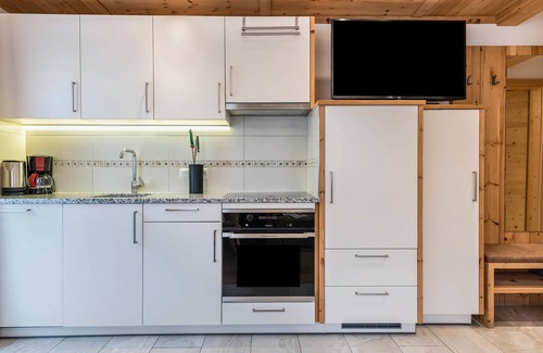 Valle di Casies Apartment | Apartment 'Feldererhof Apt Alpenrose' with Mountain View, Shared Garden and Wi-Fi