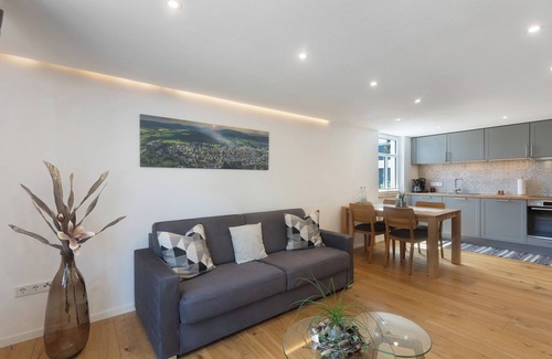 Ortsmitte Apartment | Apartment 'Feldmann Auf Der Mauer' with Shared Garden and Wi-Fi