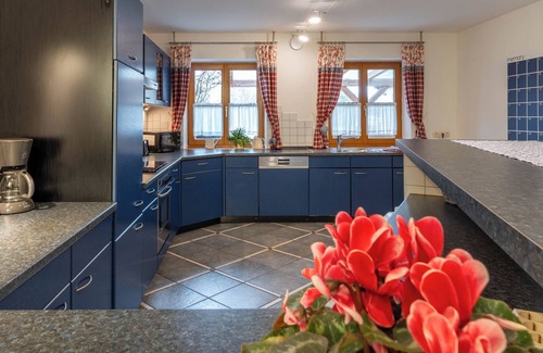 Ebersberg District Apartment | Apartment 'Ferienwohnung Attelblick' with private Terrace between Munich & Chiemsee