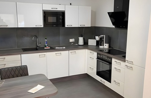 Schonebeck Apartment | Apartment 'Ferienwohnung 13' with Private Terrace and Wi-Fi