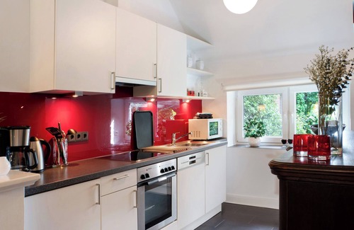 Varel Apartment | Apartment 'Ferienhaus Neudorf' with Private Terrace, Private Garden and Wi-Fi