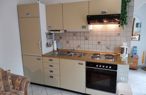 Brodersdorf Apartment | Apartment 'Ferienwohnungen Evi Opp - Evita' with Private Terrace, Private Garden and Wi-Fi
