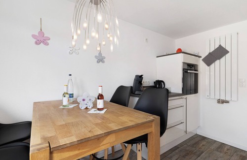 Heiligenzell Apartment | Apartment 'Ferienwohnung Obergeschoss' with Private Garden, Wi-Fi and Air Conditioning