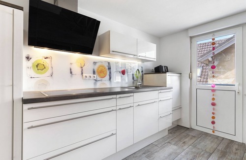 Heiligenzell Apartment | Apartment 'Ferienwohnung Obergeschoss' with Private Garden, Wi-Fi and Air Conditioning