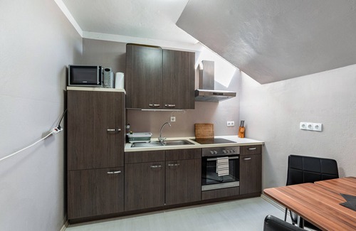 Gremersdorf Apartment | Apartment 'Ferienwohnung Bauernhof Rohde' with Shared Terrace, Private Garden and Wi-Fi