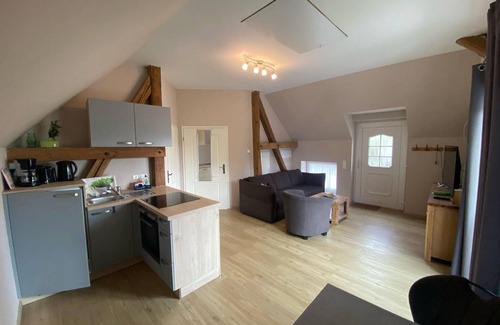 Parsteinsee Apartment | Apartment 'Ferienwohnung 4' with Shared Terrace and Wi-Fi