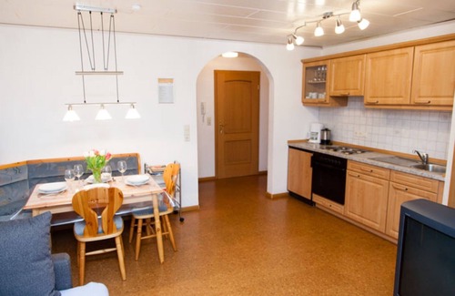 Muehlenbach Apartment | Apartment 'Ferienwohnung Schwalbennest' with Mountain View, Balcony and Wi-Fi