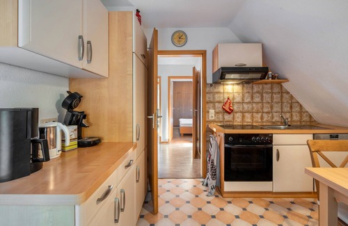 Elzach Apartment | Apartment 'Ferienwohnung Waldblick' with Mountain View, Shared Terrace and Wi-Fi