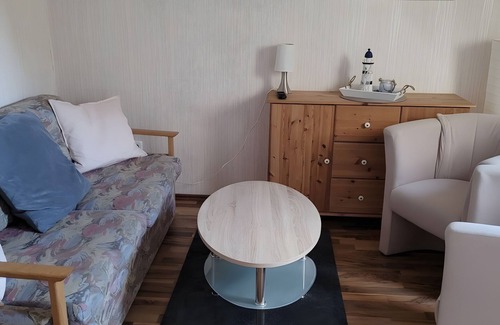 Meldorf Apartment | Apartment 'Ferienwohnung Horstmann' with Private Garden and Wi-Fi