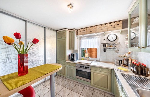 Altenhain Apartment | Apartment 'Fewo Energiepunkt Am Planitzwald' with Private Terrace, Private Garden and Wi-Fi