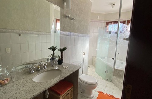 Vila Everest Apartment | Apartment for 10 people 1km from Capivari