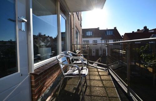 Municipality of Katwijk Apartment | Apartment for 2 persons with small sea view