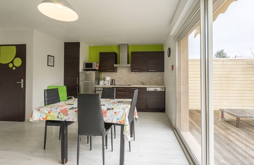 Saint-Simon-de-Bordes Apartment | Apartment 'Le Clos Du Champ De L'Amour - La Tremblade' with Pool and Air Conditioning