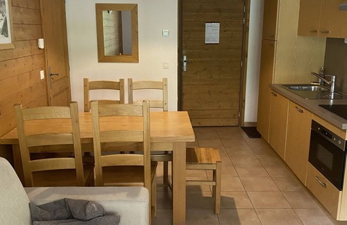 Sainte-Foy-Tarentaise Apartment | Apartment 6 people - 2 Bedrooms
